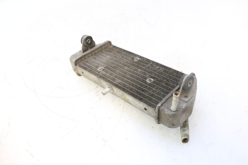 photo de RADIATEUR YAMAHA XMAX X-MAX 125 (2006 - 2009) - Gros plan technique