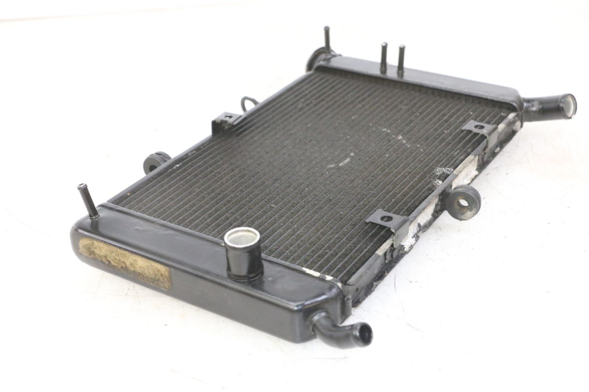 photo de RADIATEUR YAMAHA XJ6 ABS 600 (2008 - 2016) - Points de fixation