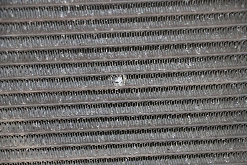 photo de RADIATEUR YAMAHA XJ6 ABS 600 (2008 - 2016) - État de surface