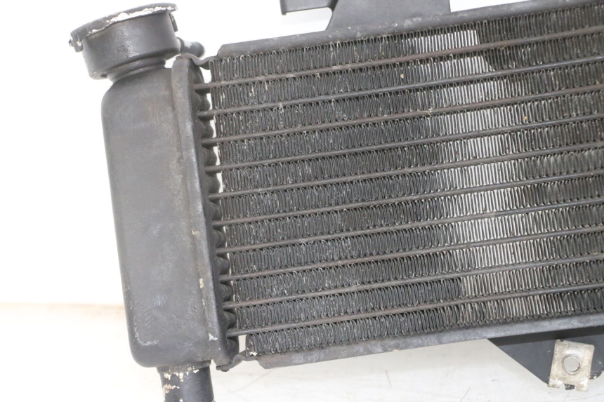 photo de RADIATEUR HONDA XLV VARADERO 125 (2000 - 2006) - Détails caractéristiques