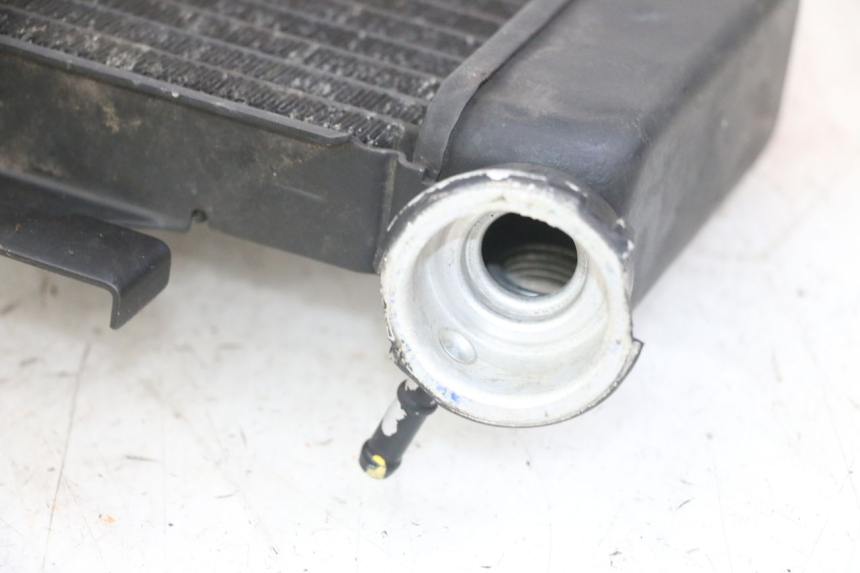 photo de RADIATEUR HONDA XLV VARADERO 125 (2000 - 2006) - Zoom état d’usage