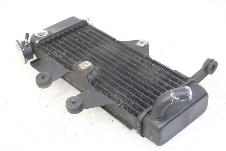 photo de RADIATEUR HONDA XLV VARADERO 125 (2000 - 2006) - Points de fixation