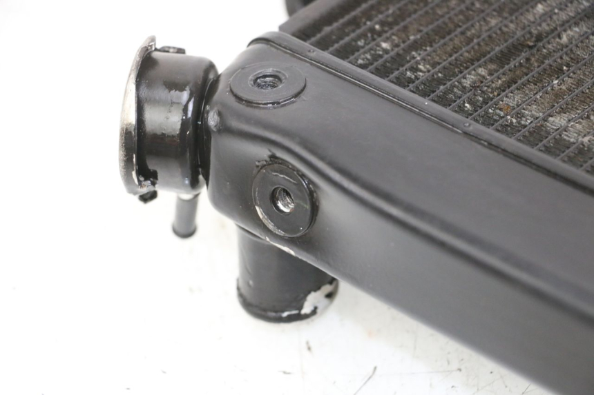 photo de RADIATEUR YAMAHA FZ1 FAZER 1000 (2007 - 2009) - État de surface