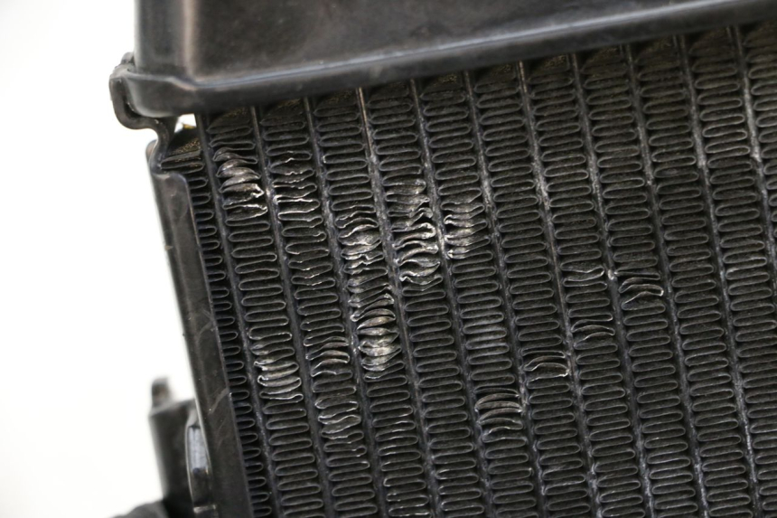 photo de RADIATEUR YAMAHA TRACER 7 700 (2020 - 2024) - Zoom état d’usage