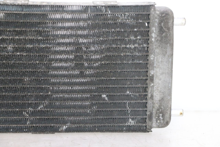 photo de RADIATEUR YAMAHA YP MAJESTY 125 (1998 - 2001) - Points de fixation