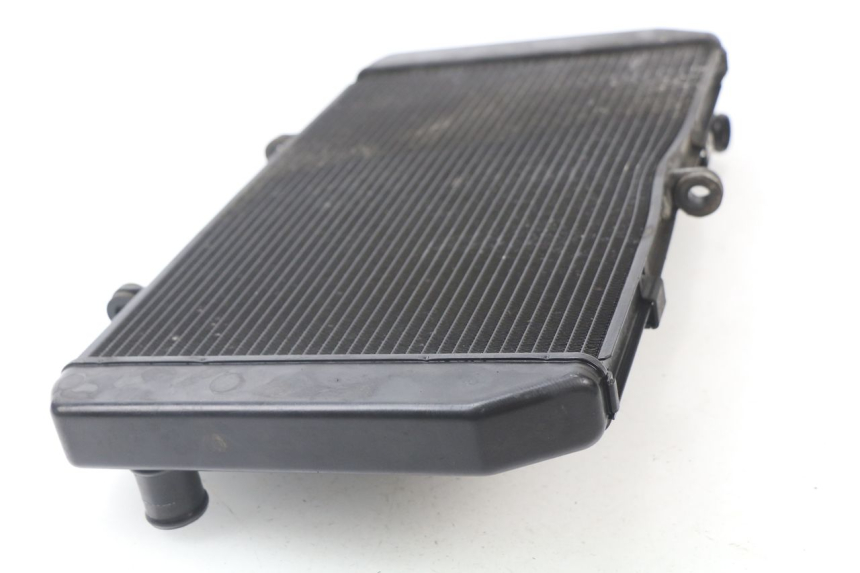 photo de RADIATEUR KAWASAKI Z ABS 750 (2007 - 2013) - Autre angle de vue