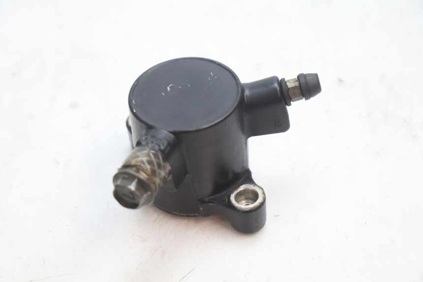 photo de RECEPTEUR EMBRAYAGE SUZUKI GSF N BANDIT 1200 (2001 - 2005) - Zoom état d’usage