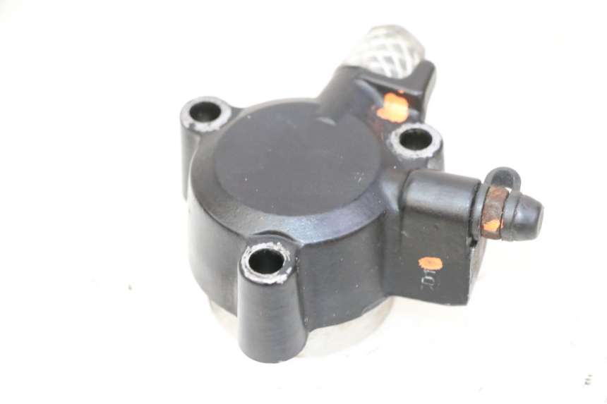 photo de RECEPTEUR EMBRAYAGE TRIUMPH SPRINT 900 (1995 - 1998) - Gros plan technique