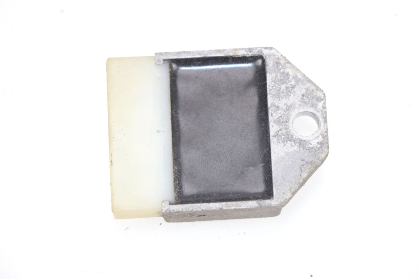 photo de REGULATEUR CHARGE MBK ACTIVE 80 (1991 - 1995) - Zoom état d’usage