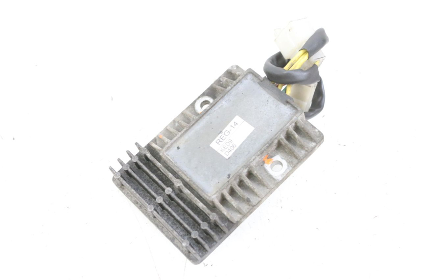 photo de REGULATEUR CHARGE ADIVA AD3 300 (2014 - 2020) - Vue principale