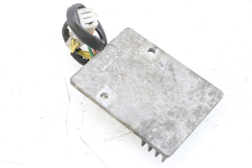 photo de REGULATEUR CHARGE ADIVA AD3 300 (2014 - 2020) - Zoom état d’usage