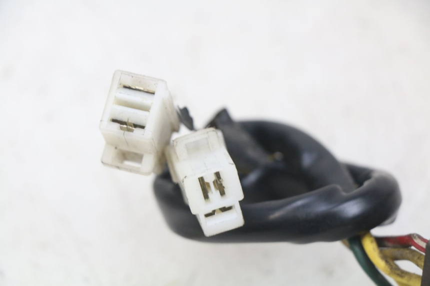 photo de REGULATEUR CHARGE KYMCO AGILITY 16+ 4T 50 (2018 - 2023) - Autre angle de vue