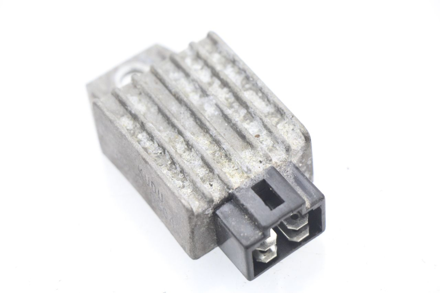 photo de REGULATEUR CHARGE KYMCO AGILITY 4T 50 (2005 - 2018) - Vue principale