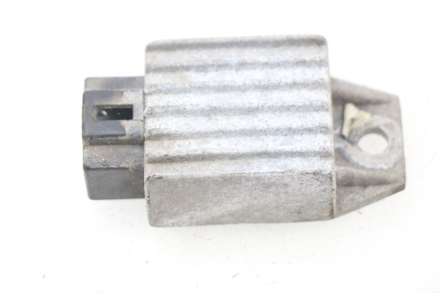 photo de REGULATEUR CHARGE KYMCO AGILITY 4T 50 (2005 - 2018) - Vue principale