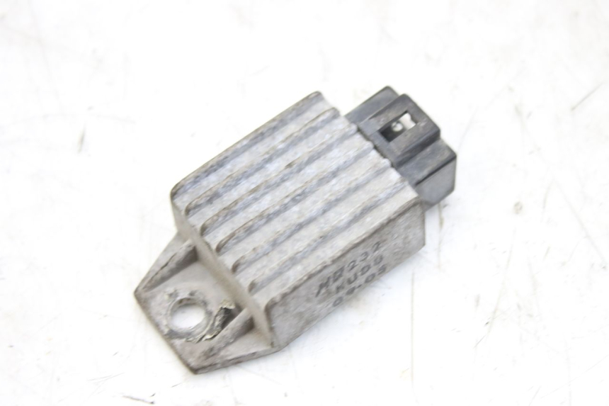 photo de REGULATEUR CHARGE KYMCO AGILITY 4T 50 (2005 - 2018) - Zoom état d’usage