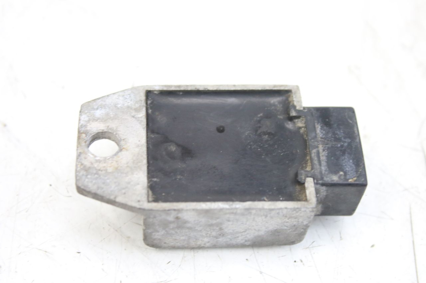 photo de REGULATEUR CHARGE KYMCO AGILITY 4T 50 (2005 - 2018) - Zoom état d’usage