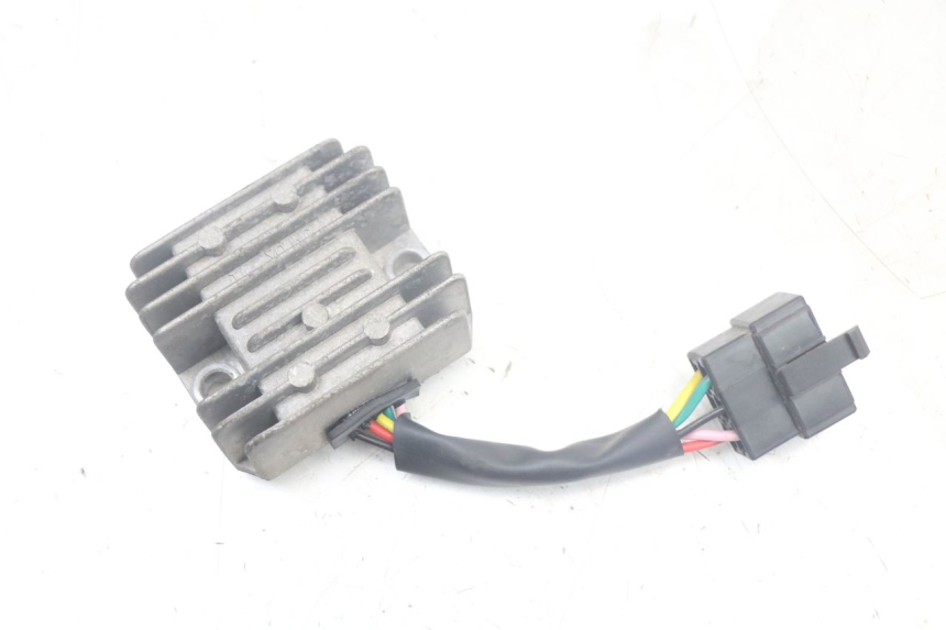 photo de REGULATEUR CHARGE KYMCO AGILITY 4T 50 (2018 - 2022) - Détail de la pièce