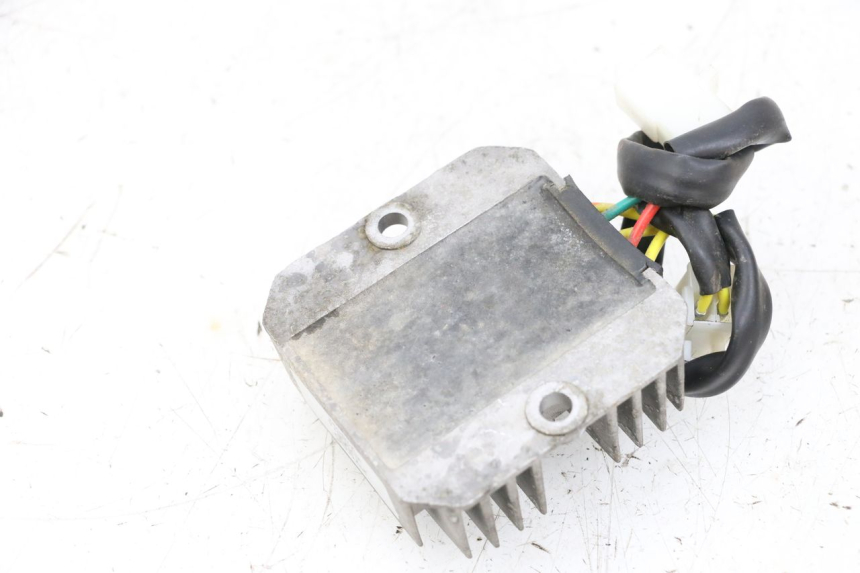 photo de REGULATEUR CHARGE KYMCO AGILITY 4T 50 (2018 - 2022) - Zoom état d’usage