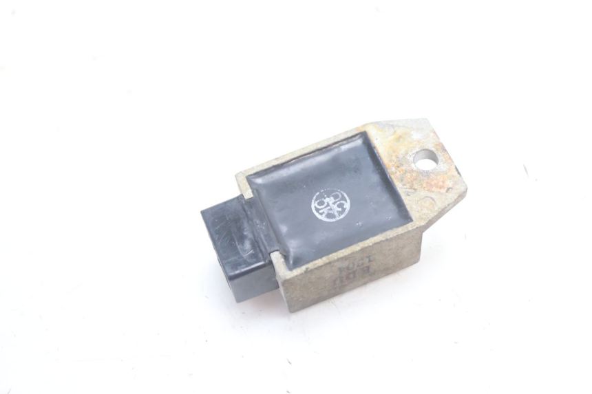 photo de REGULATEUR CHARGE KYMCO AGILITY 4T 50 (2005 - 2018) - Autre angle de vue