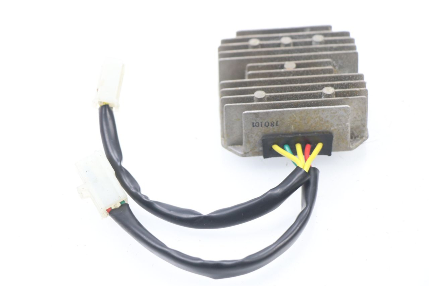 photo de REGULATEUR CHARGE KYMCO AGILITY CITY 16P 125 (2015 - 2021) - Autre angle de vue