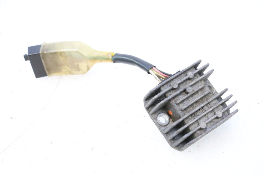 photo de REGULATEUR CHARGE KYMCO AGILITY FR 2T 50 (2012 - 2017) - Vue principale