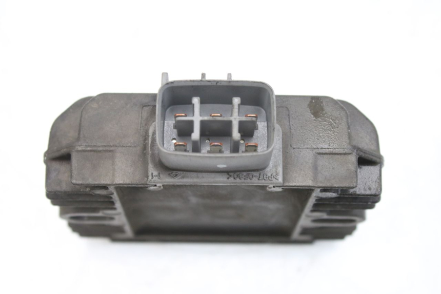 photo de RÉGULATEUR DE CHARGE SUZUKI AN BURGMAN 400 (2006 - 2010) - Autre angle de vue