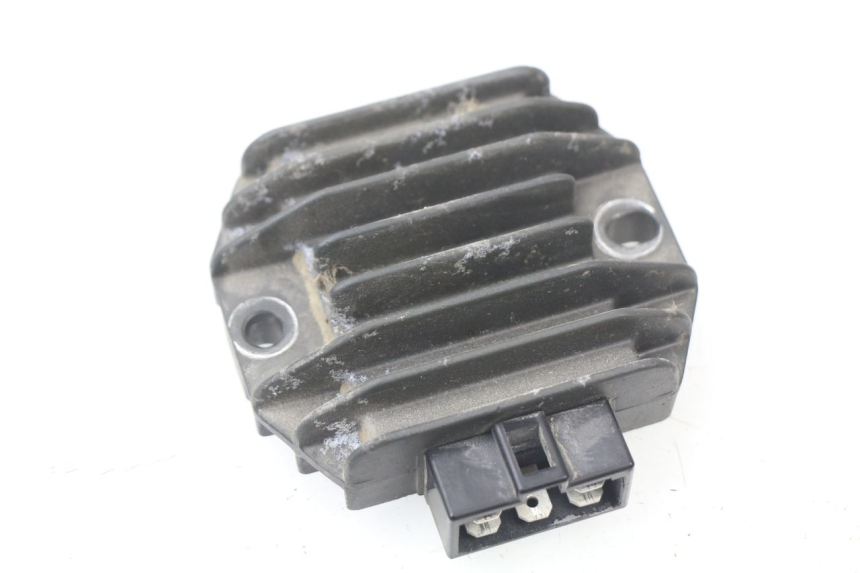 photo de REGULATEUR CHARGE APRILIA ATLANTIC 125 (2003 - 2009) - Vue principale