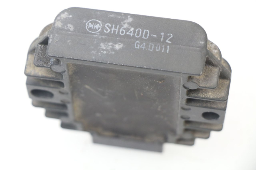 photo de REGULATEUR CHARGE APRILIA ATLANTIC 125 (2003 - 2009) - Zoom état d’usage