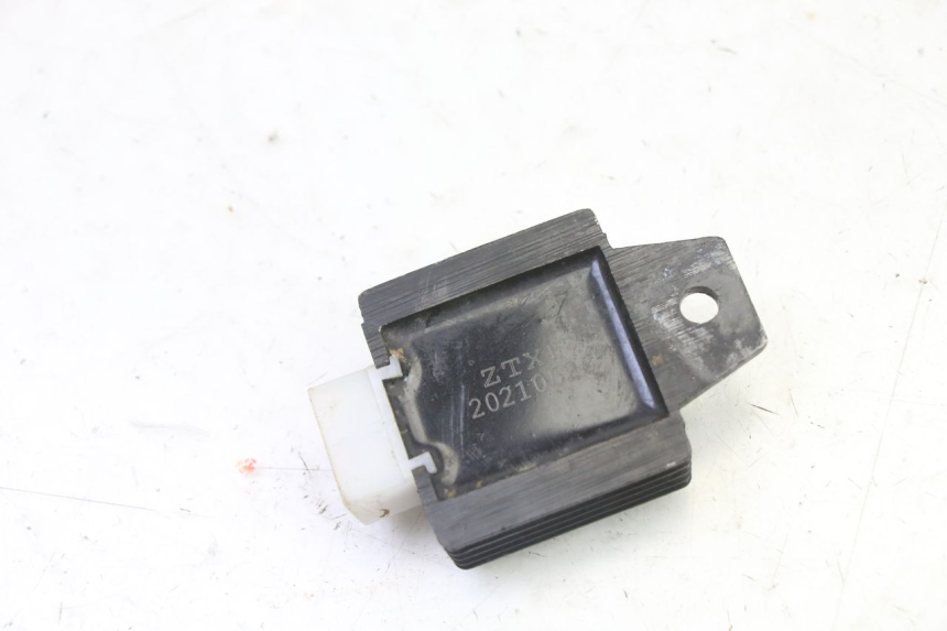 photo de REGULATEUR CHARGE KEROX BAZOOKA 110 - Autre angle de vue