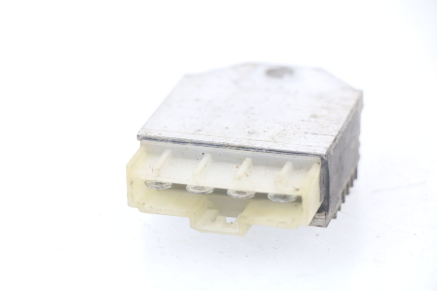 photo de REGULATEUR CHARGE MBK BOOSTER ROCKET 50 (1995 - 1998) - Zoom état d’usage