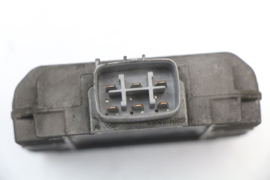 photo de REGULATEUR CHARGE SUZUKI BURGMAN 125 (2007 - 2014) - Détail de la pièce