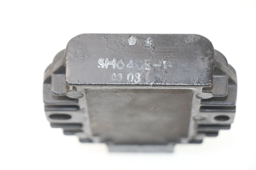 photo de REGULATEUR CHARGE YAMAHA BW'S BWS 125 (2010 - 2013) - Zoom état d’usage