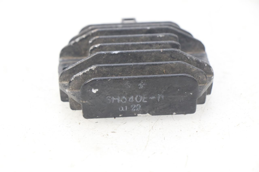 photo de REGULATEUR CHARGE YAMAHA BW'S BWS 125 (2010 - 2013) - Zoom état d’usage