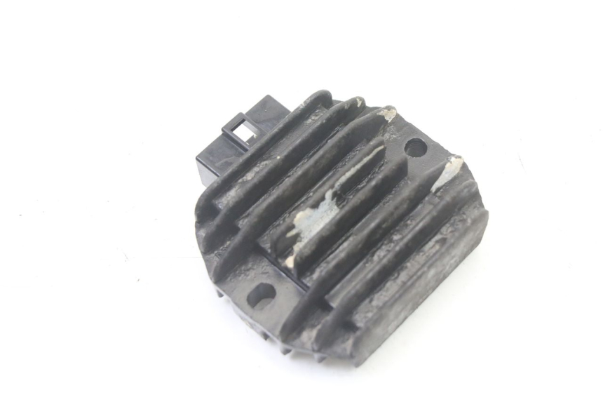 photo de REGULATEUR CHARGE YAMAHA BW'S BWS 125 (2010 - 2013) - Détail de la pièce