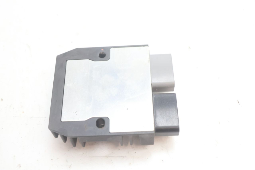 photo de REGULATEUR CHARGE BMW C SPORT 650 (2015 - 2021) - Autre angle de vue