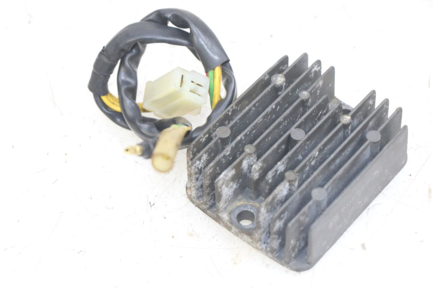 photo de RÉGULATEUR DE CHARGE HONDA CA REBEL 125 (1995 - 2001) - Vue principale