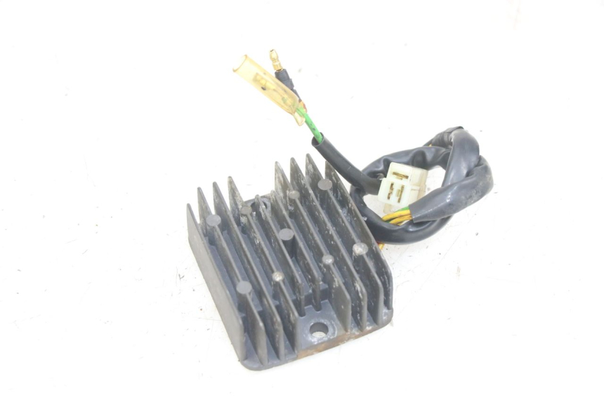 photo de RÉGULATEUR DE CHARGE HONDA CA REBEL 125 (1995 - 2001) - Autre angle de vue