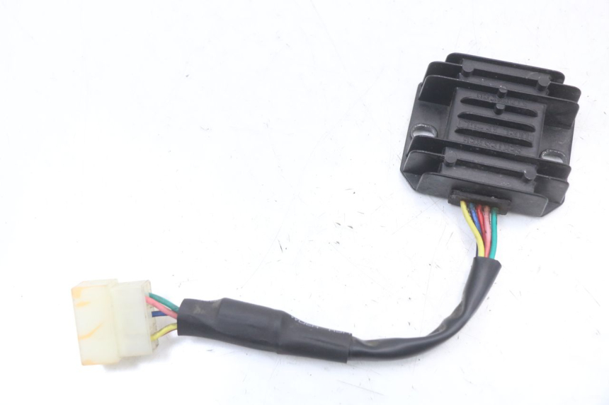 photo de REGULATEUR CHARGE ARCHIVE CAFE RACER 4T 50 (2019 - 2024) - Détail de la pièce