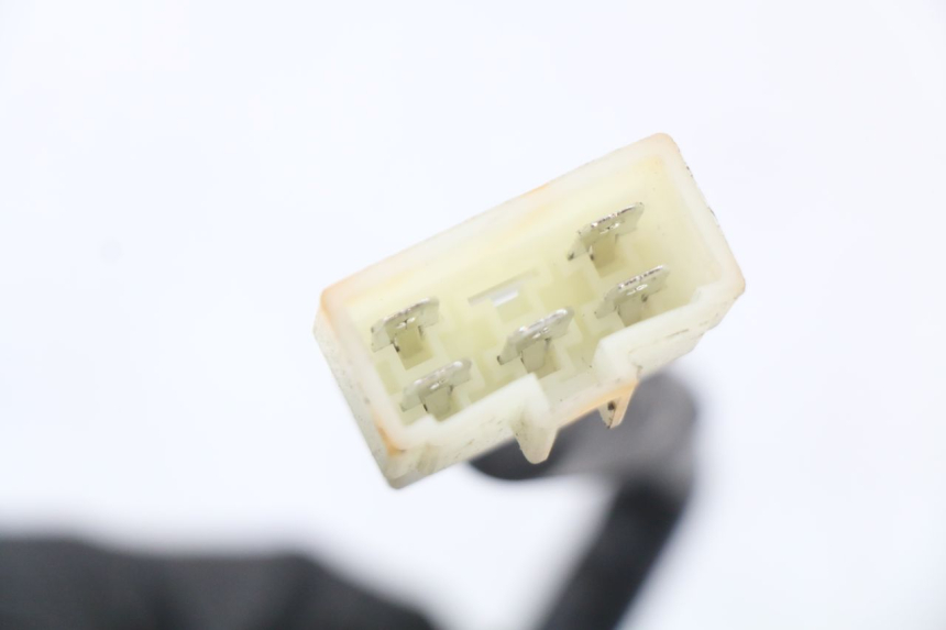 photo de REGULATEUR CHARGE ARCHIVE CAFE RACER 4T 50 (2019 - 2024) - Gros plan technique