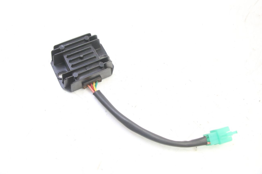 photo de REGULATEUR CHARGE ORCAL CAVARO 4T 50 (2019 - 2023) - Zoom état d’usage