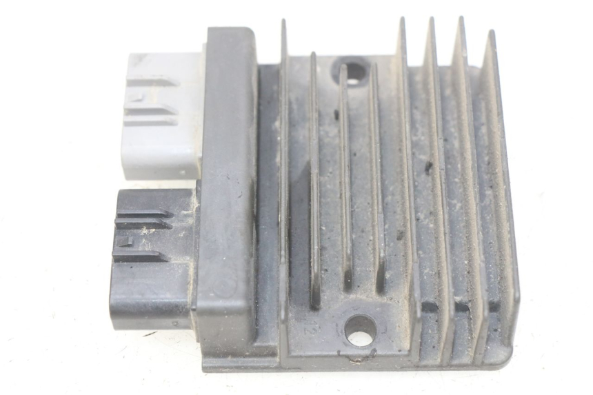 photo de REGULATEUR CHARGE HONDA CB R 1000 (2018 - 2023) - Vue principale