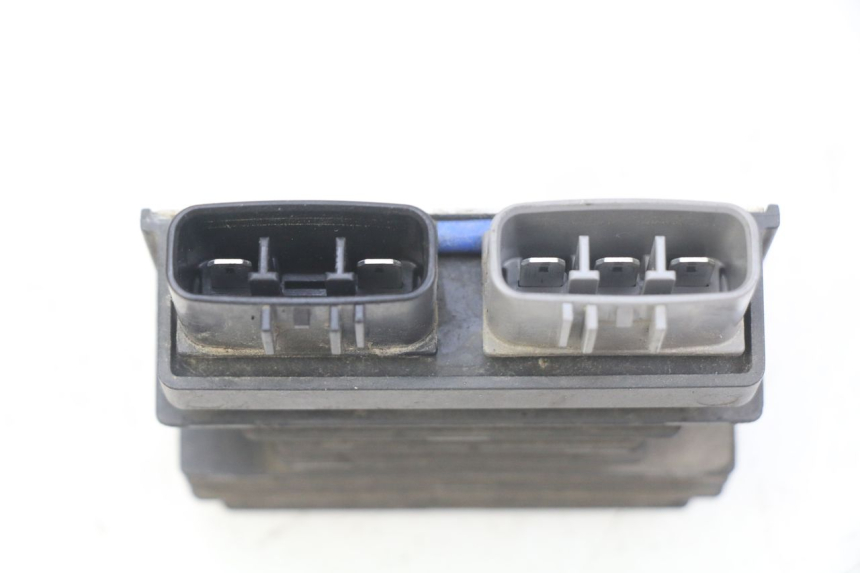 photo de REGULATEUR CHARGE HONDA CB R 1000 (2018 - 2023) - Détail de la pièce