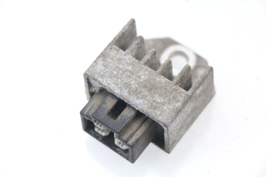 photo de REGULATEUR CHARGE HONDA CG 125 (1996 - 1998) - Vue principale