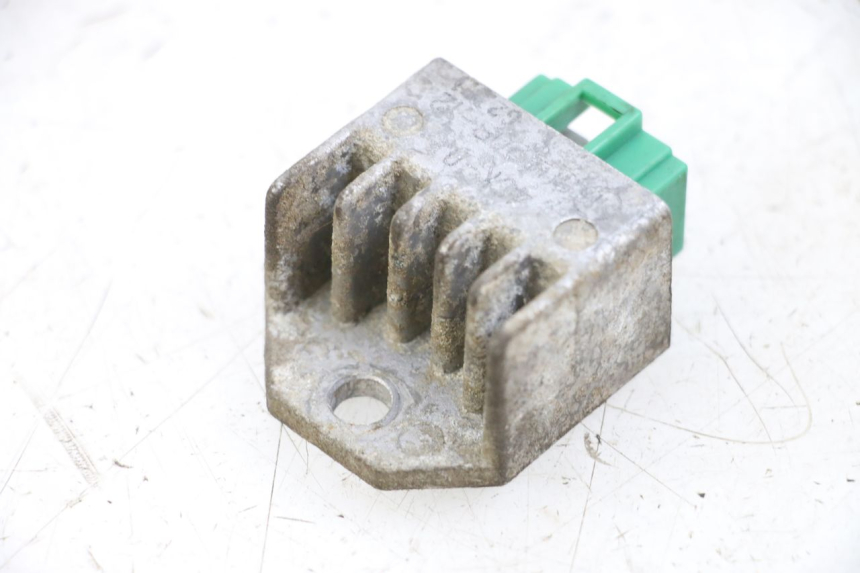 photo de REGULATEUR CHARGE SHERCO CITY CORP 125 (2003 - 2007) - Autre angle de vue