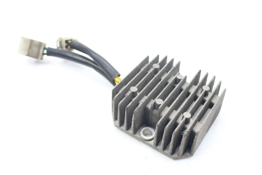 photo de RÉGULATEUR DE CHARGE SYM CITYCOM CITY COM 125 (2009 - 2014) - Autre angle de vue