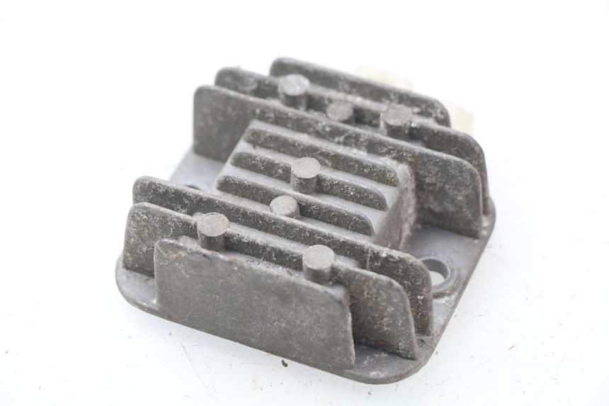 photo de REGULATEUR CHARGE REVATTO CITYONE 50 (2006 - 2008) - Vue principale