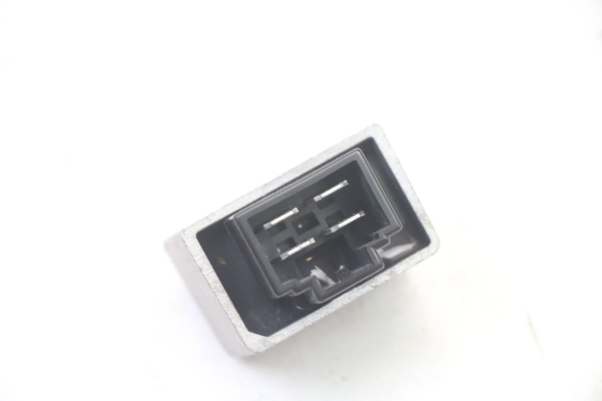 photo de REGULATEUR CHARGE PEUGEOT CITYSTAR 2T 50 (2018 - 2021) - Zoom état d’usage