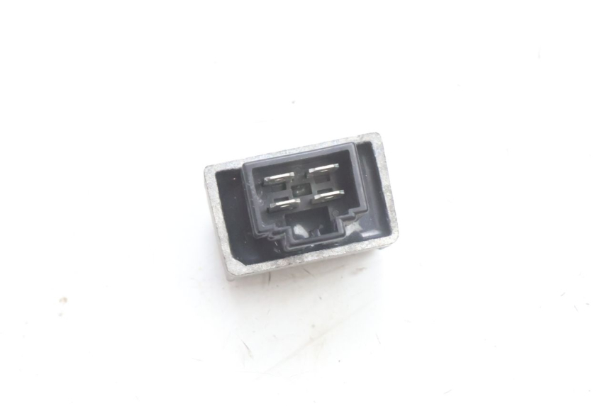 photo de REGULATEUR CHARGE PEUGEOT CITYSTAR 2T 50 (2018 - 2021) - Zoom état d’usage