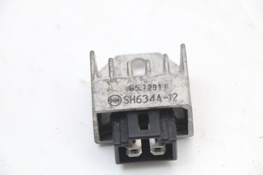 photo de REGULATEUR CHARGE PEUGEOT CITYSTAR 50 (2013 - 2017) - Détail de la pièce