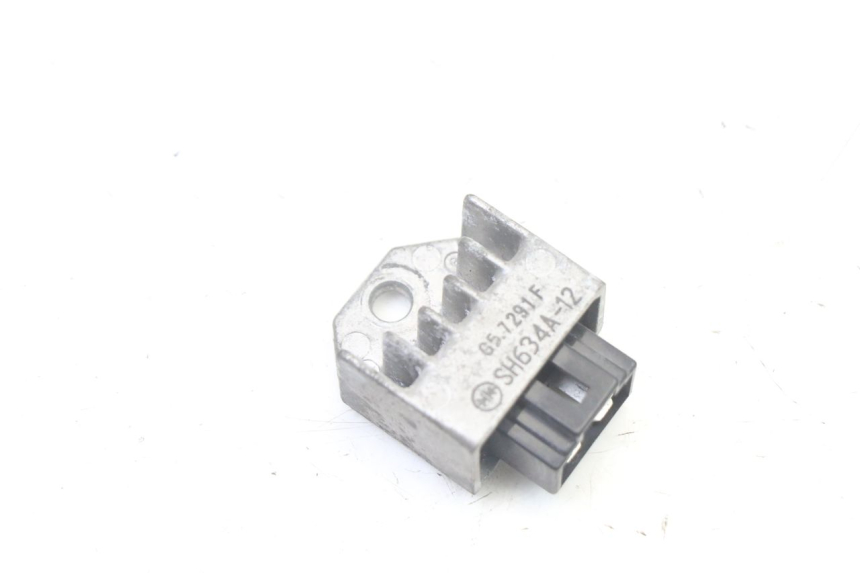 photo de REGULATEUR CHARGE PEUGEOT CITYSTAR 50 (2013 - 2017) - Détail de la pièce